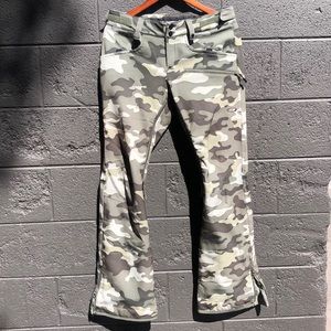 OAKLEY SNOWBOARD/Ski pants - Small
